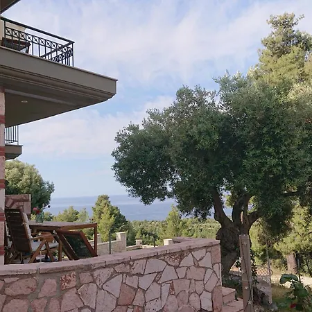 Case de vacanță Halkidiki Kassandra 3p Exclusive Peace&beautiful Sea Views *