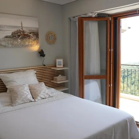 Loutra 3p With Sea View